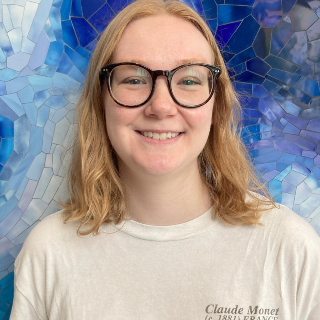 Headshot picture of Megan Schumer