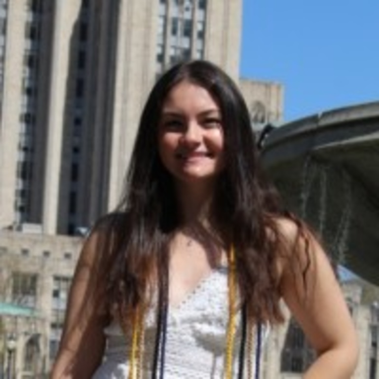 Headshot picture of Emily Gildea.